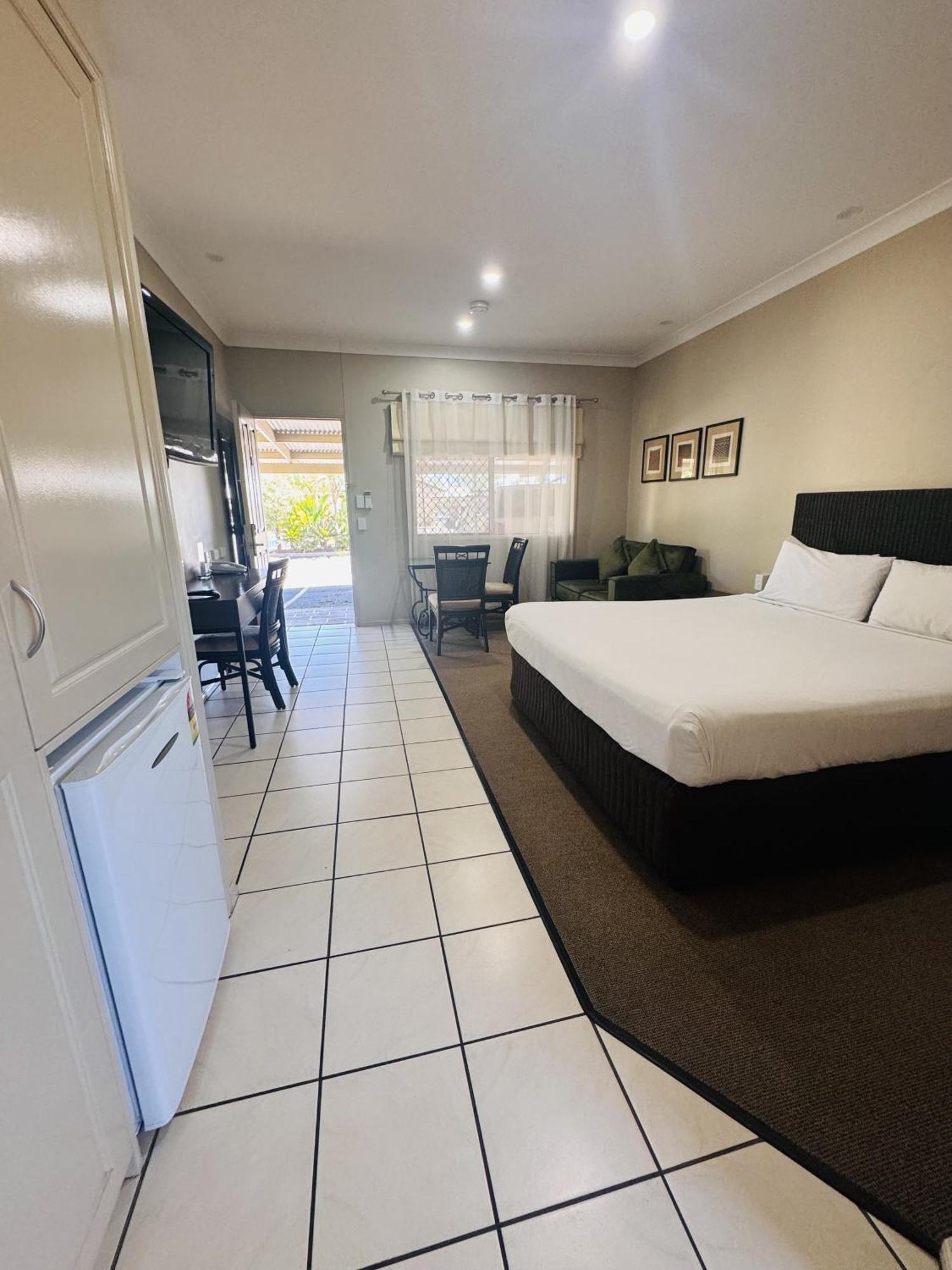 Best Western Bungil Creek Motel Roma Exterior photo